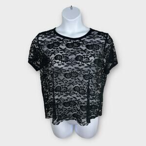Torrid Size 2X Black Lace Top Pullover Shirt Nylon Cropped Dark Romantic Goth